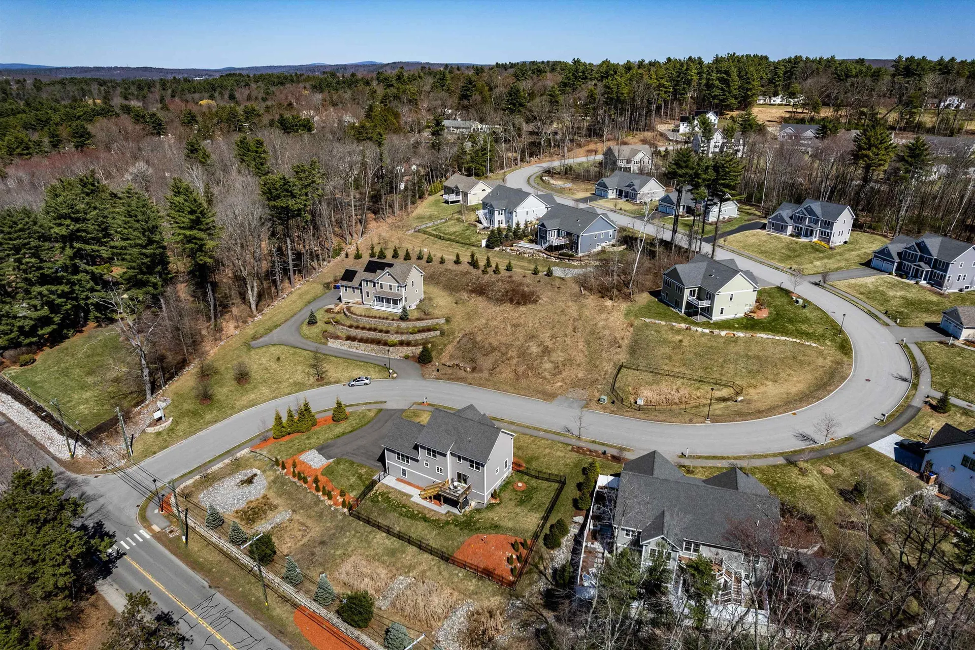 27 Scenic Drive Manchester NH 03104