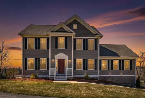 27 Scenic Drive Manchester NH 03104