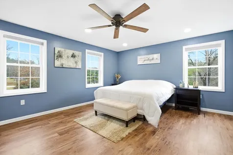 4 Cobblestone Place Merrimack NH 03054