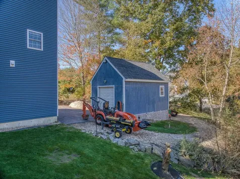 4 Cobblestone Place Merrimack NH 03054