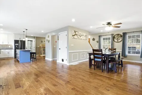 4 Cobblestone Place Merrimack NH 03054