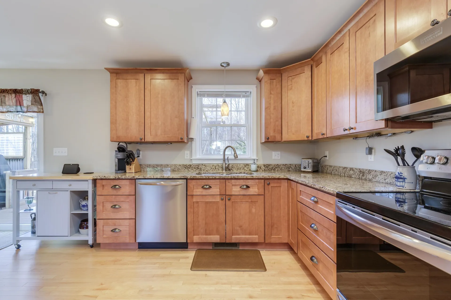 22 High Meadow Drive Deerfield NH 03037