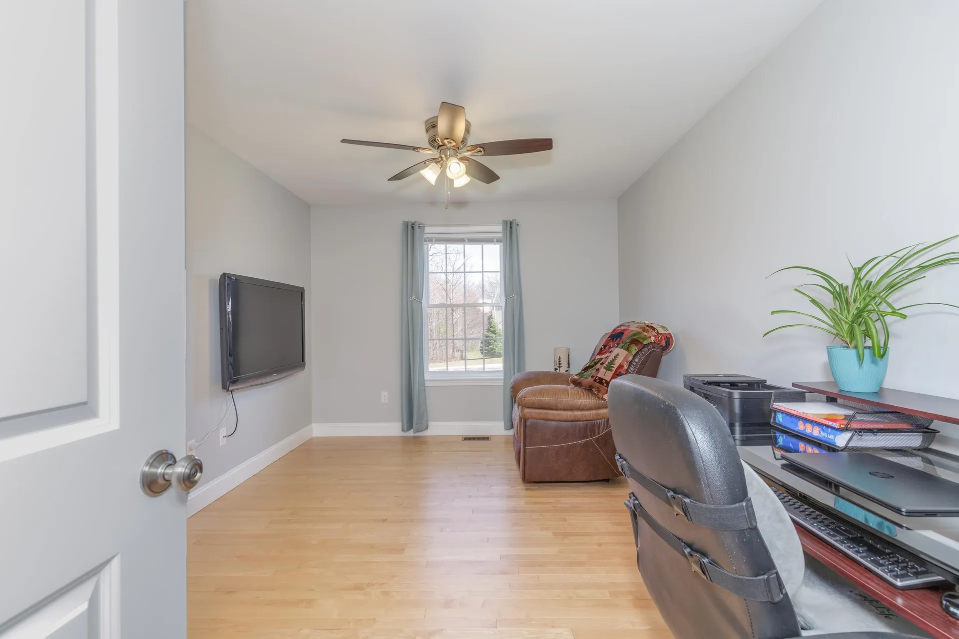 22 High Meadow Drive Deerfield NH 03037