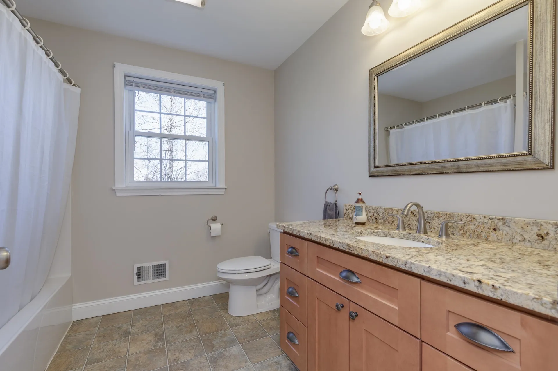 22 High Meadow Drive Deerfield NH 03037