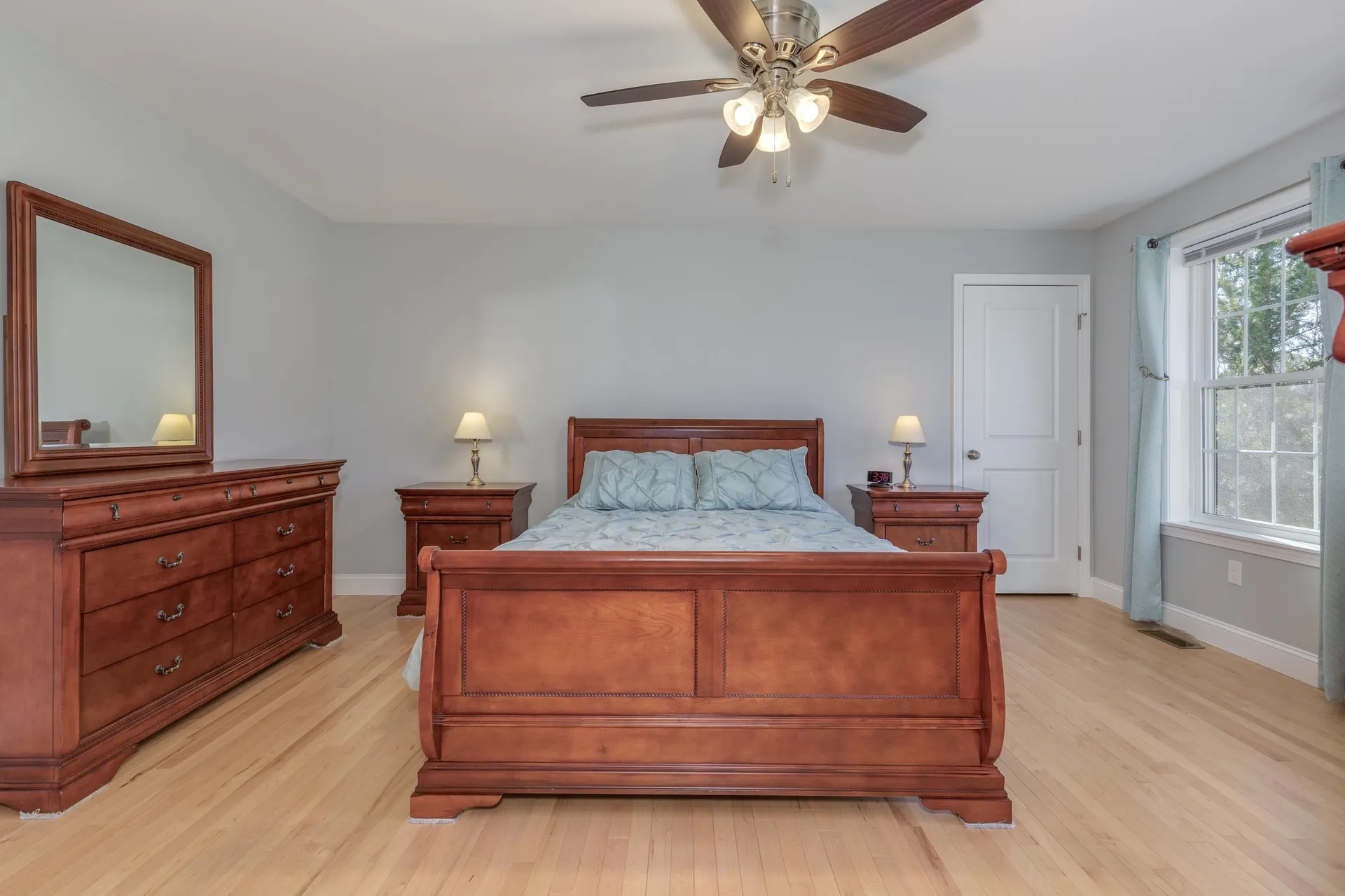 22 High Meadow Drive Deerfield NH 03037