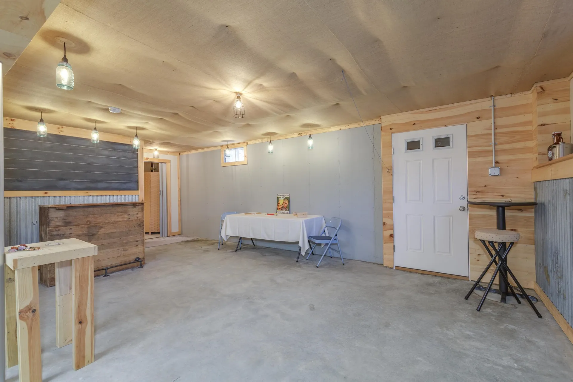 22 High Meadow Drive Deerfield NH 03037