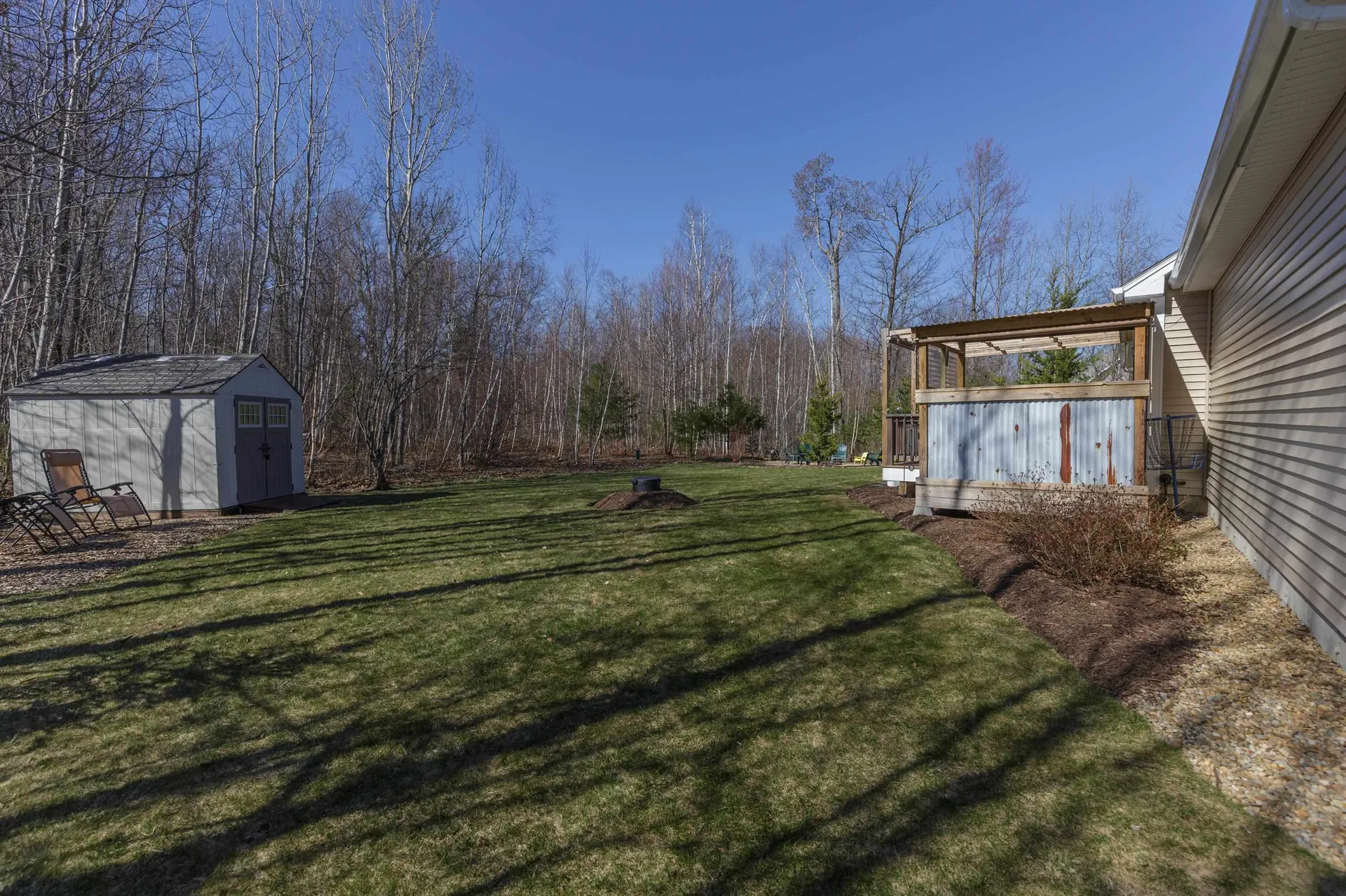 22 High Meadow Drive Deerfield NH 03037