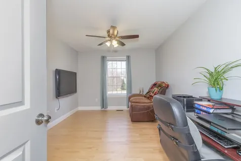 22 High Meadow Drive Deerfield NH 03037