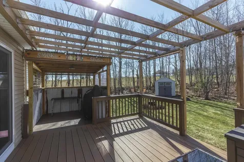 22 High Meadow Drive Deerfield NH 03037