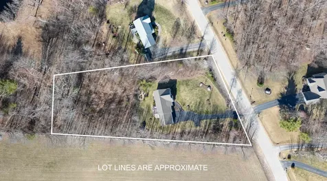 22 High Meadow Drive Deerfield NH 03037