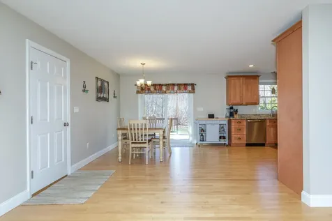 22 High Meadow Drive Deerfield NH 03037