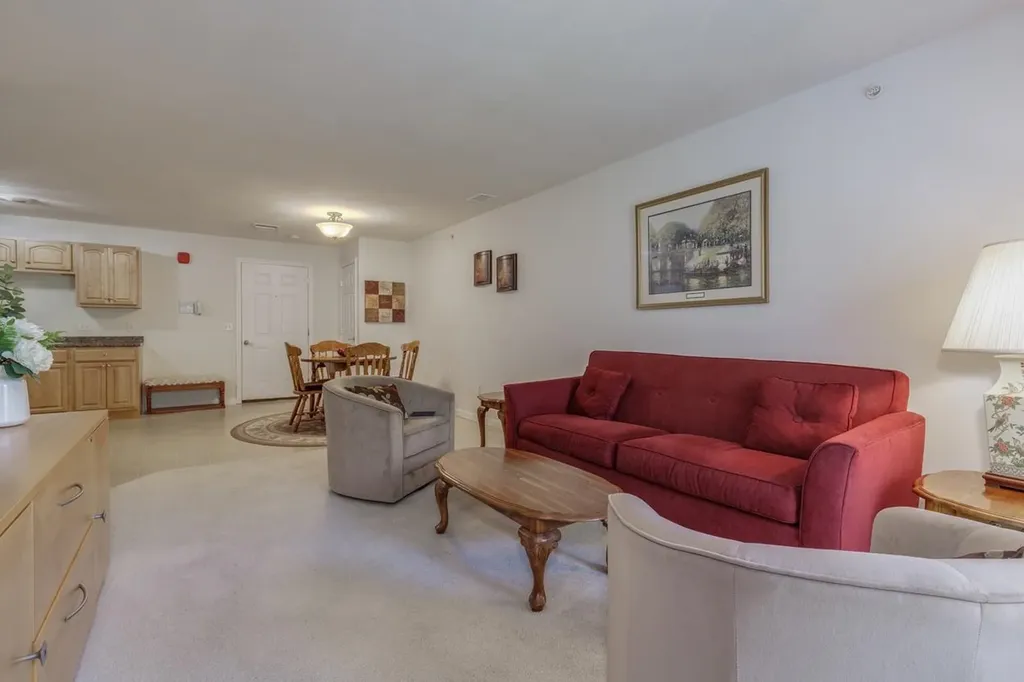 65 Fordway Extension Derry NH 03038