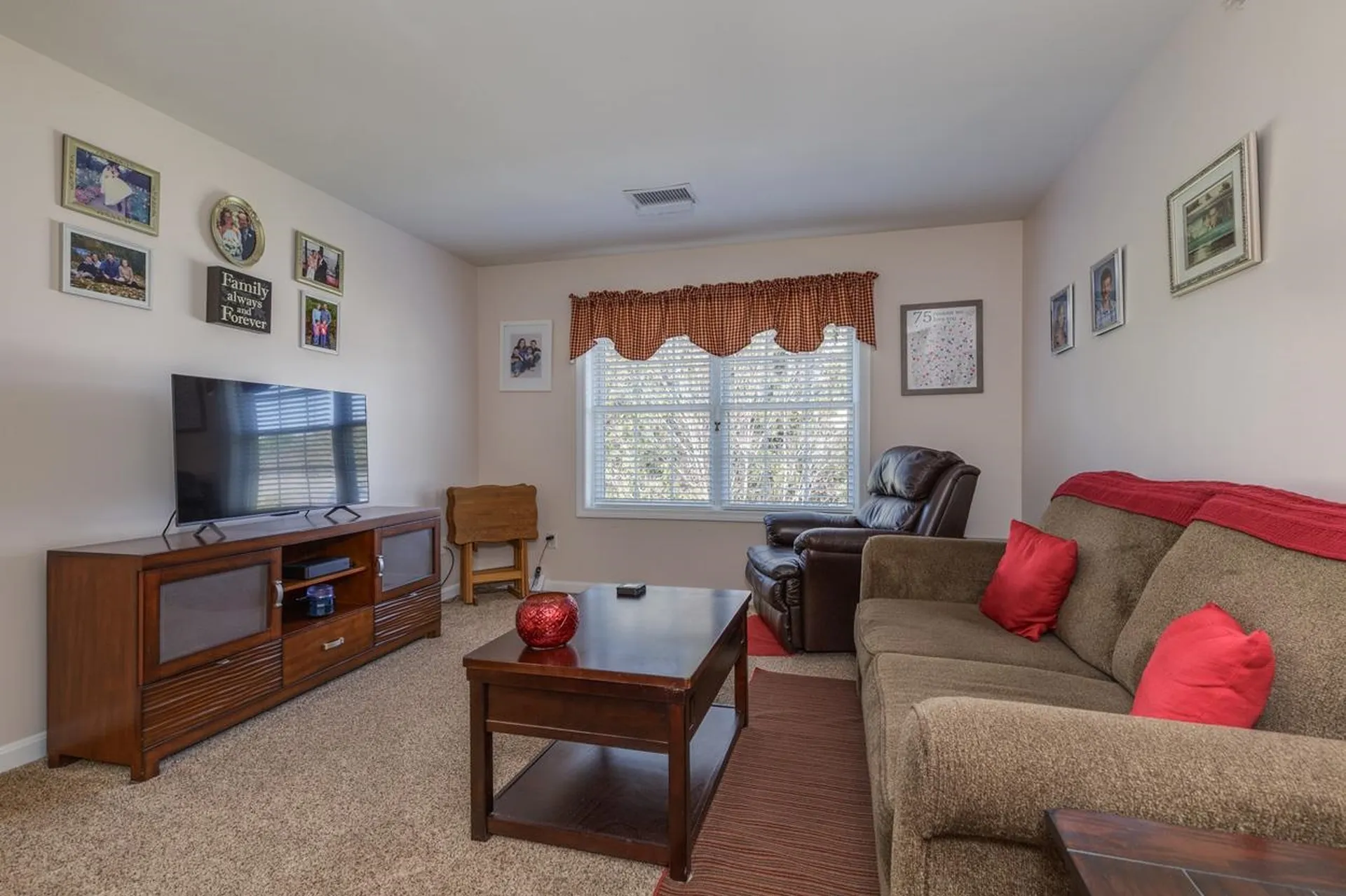 65 Fordway Extension Derry NH 03038
