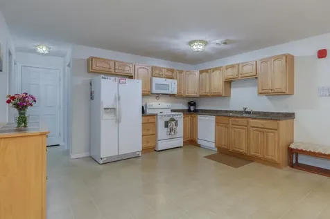 65 Fordway Extension Derry NH 03038