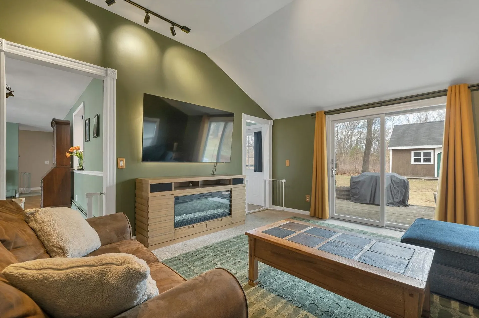 53 Atherton Avenue Nashua NH 03064