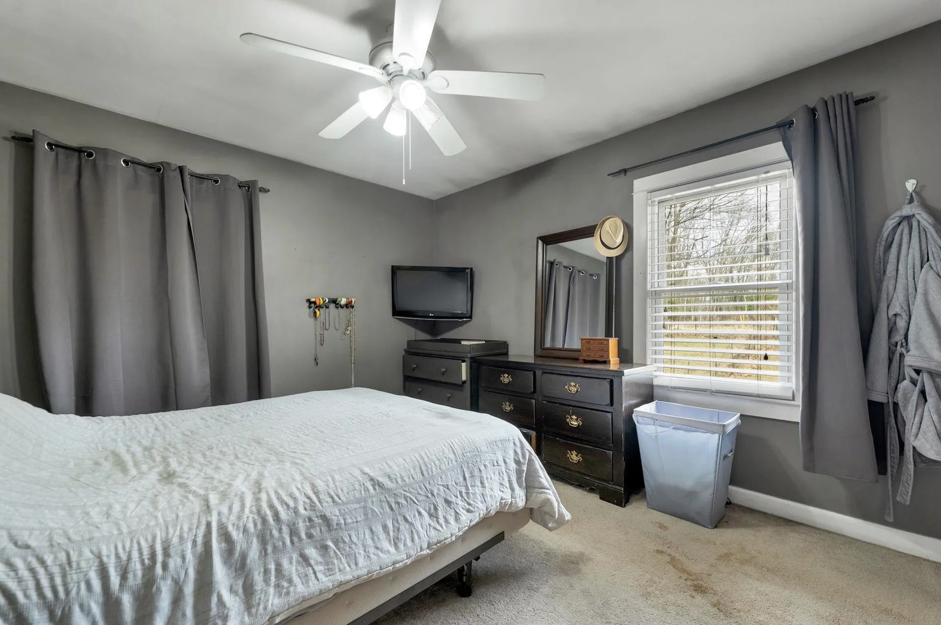 53 Atherton Avenue Nashua NH 03064