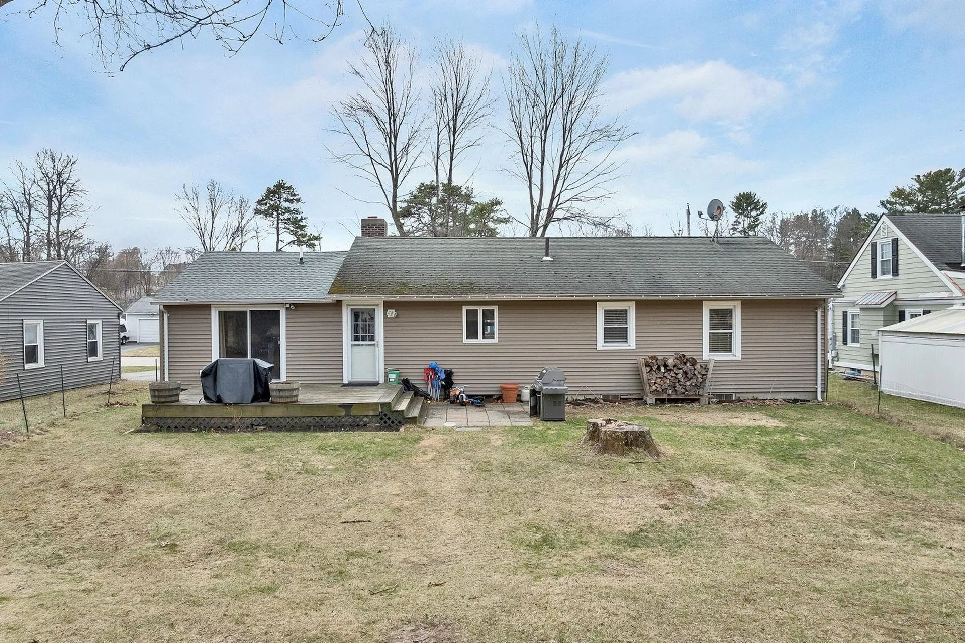 53 Atherton Avenue Nashua NH 03064