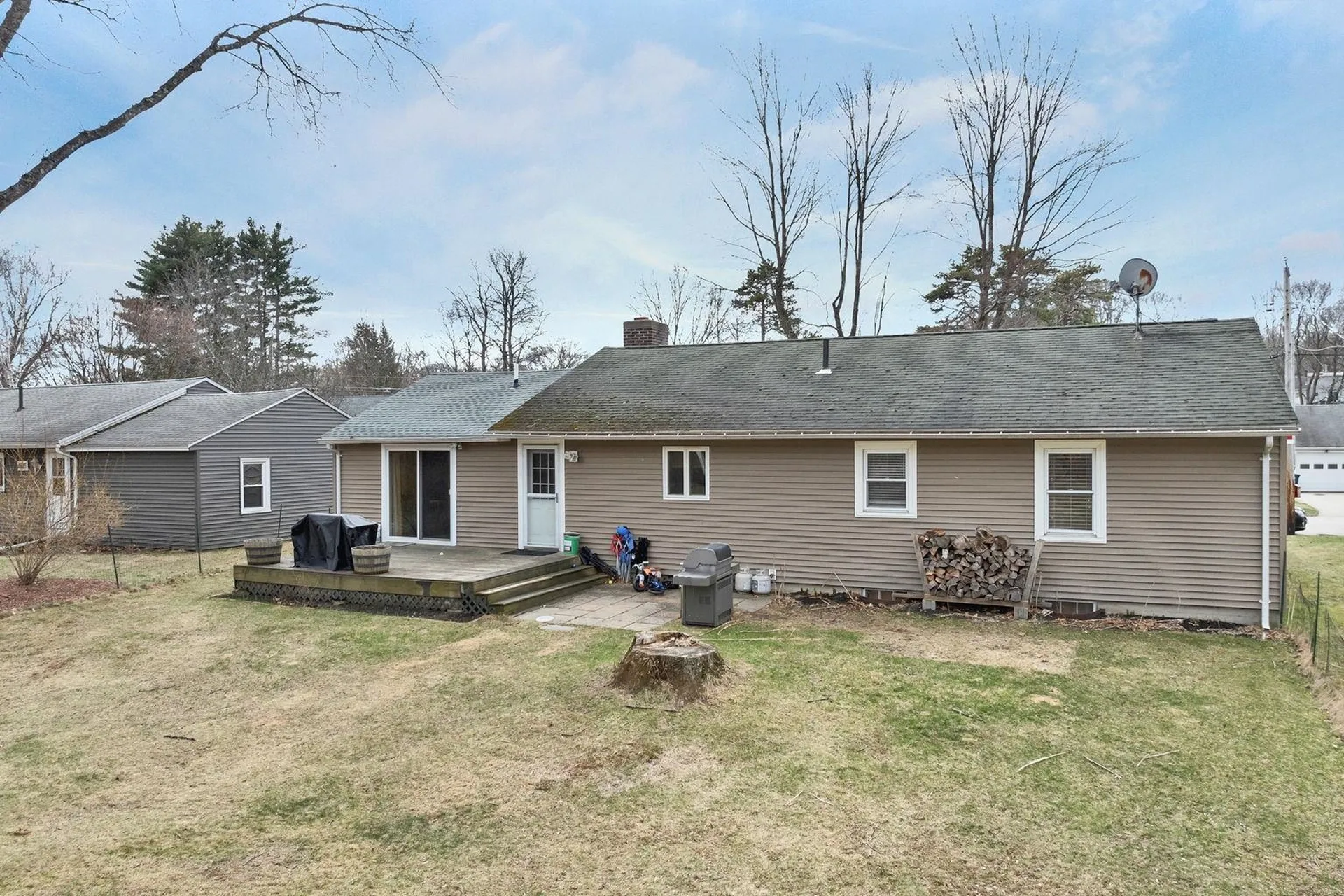 53 Atherton Avenue Nashua NH 03064