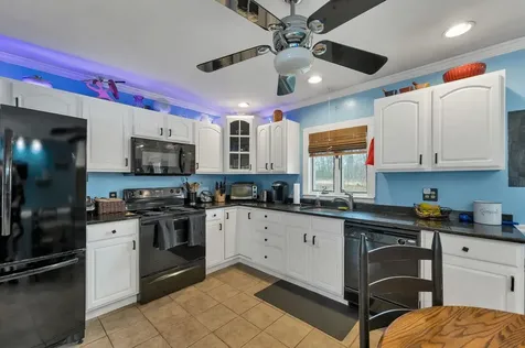53 Atherton Avenue Nashua NH 03064