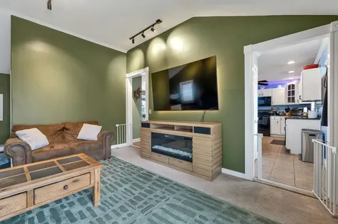 53 Atherton Avenue Nashua NH 03064