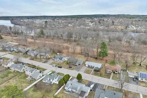 53 Atherton Avenue Nashua NH 03064