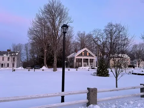 9 Templeton Turnpike Fitzwilliam NH 03447