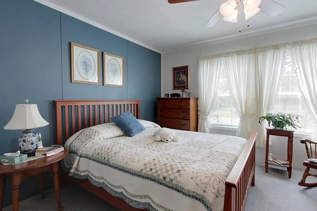 6 Mapleshade Drive Nashua NH 03062