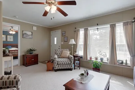 6 Mapleshade Drive Nashua NH 03062