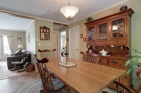 6 Mapleshade Drive Nashua NH 03062