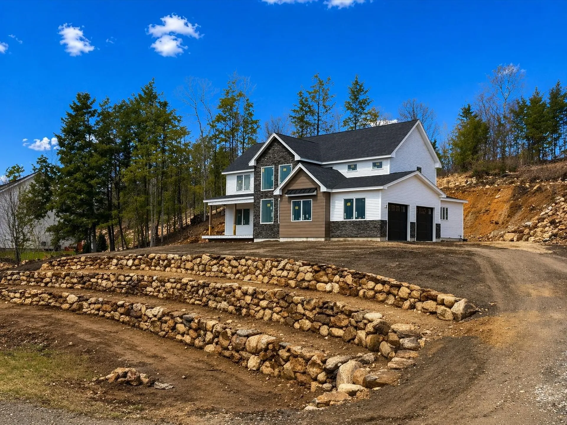 25 Indian Rock Road Bedford NH 03110