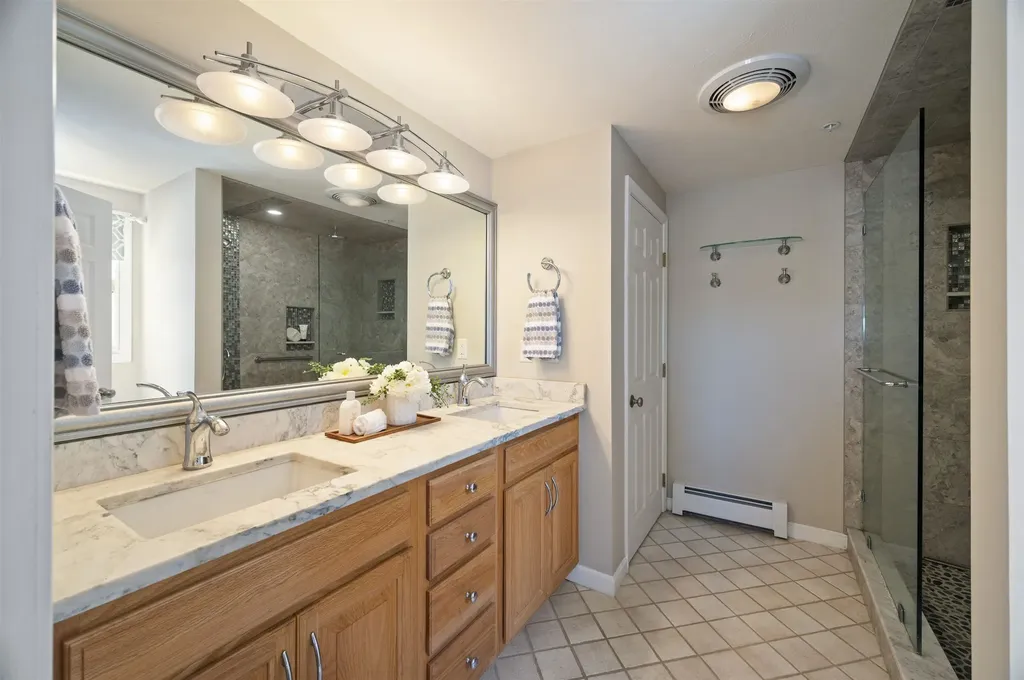 605 Ocean Boulevard Hampton NH 03842