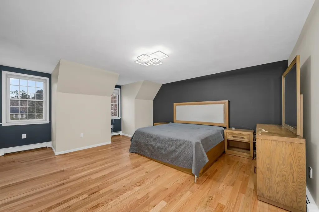 5 Bedros Street Windham NH 03087