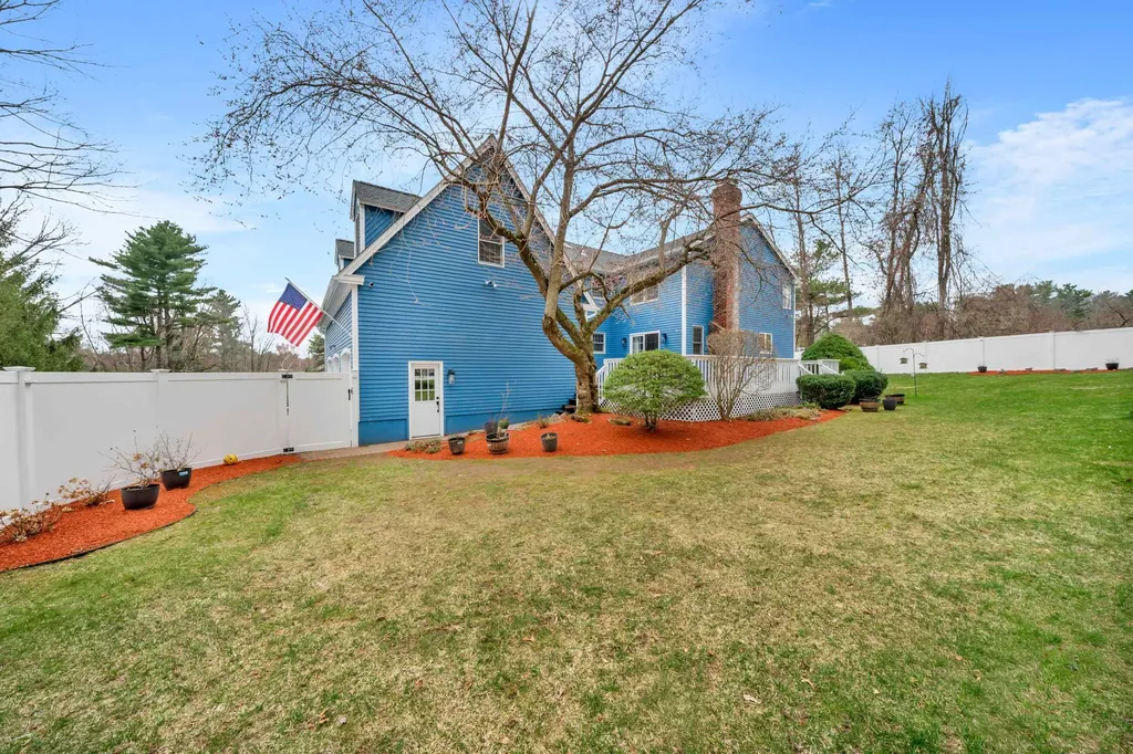 5 Bedros Street Windham NH 03087