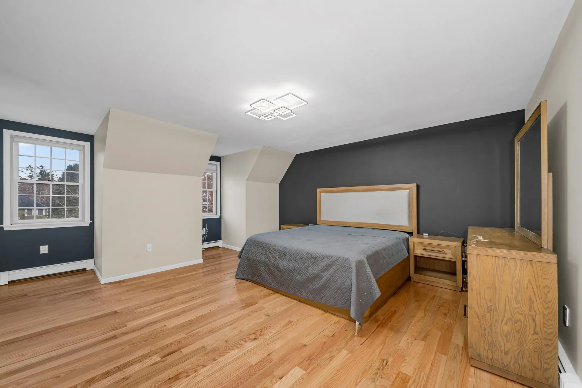 5 Bedros Street Windham NH 03087