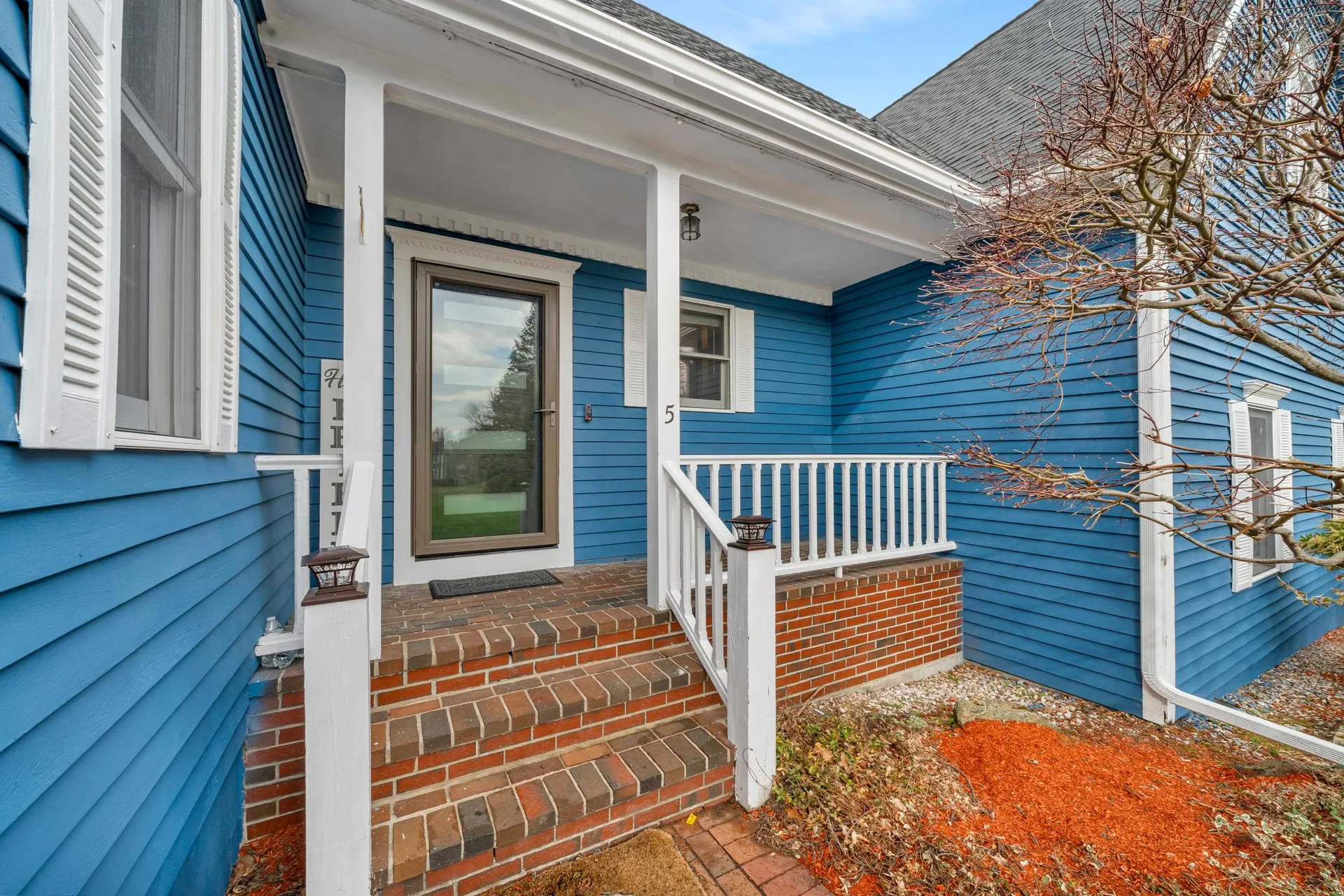 5 Bedros Street Windham NH 03087