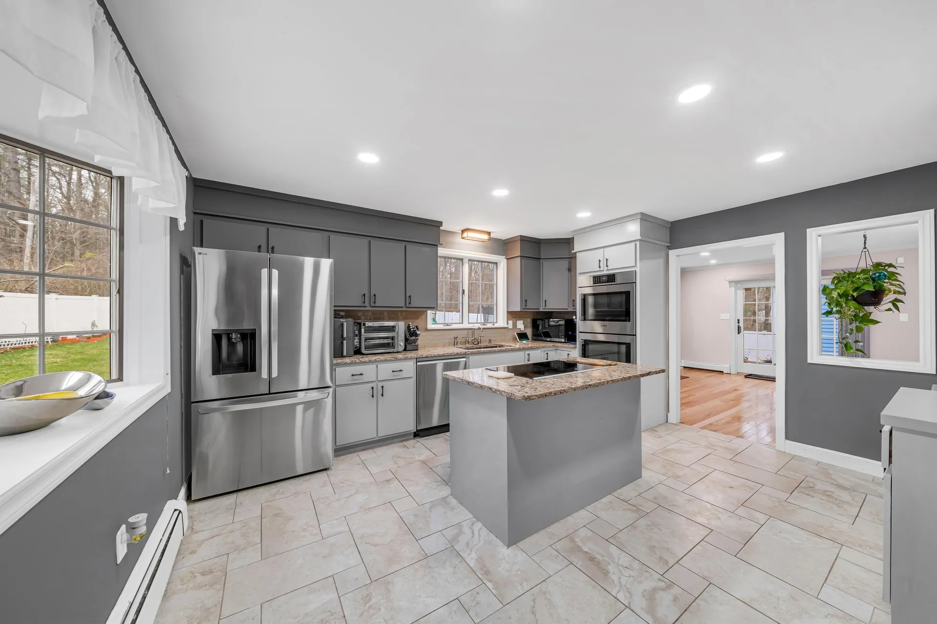 5 Bedros Street Windham NH 03087