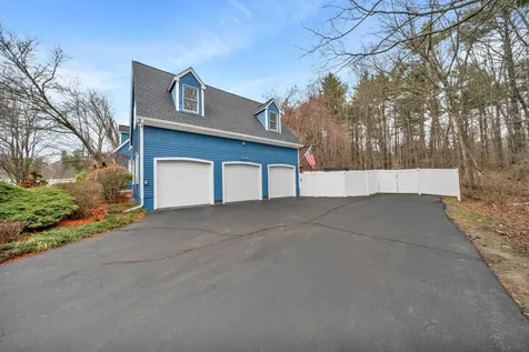5 Bedros Street Windham NH 03087