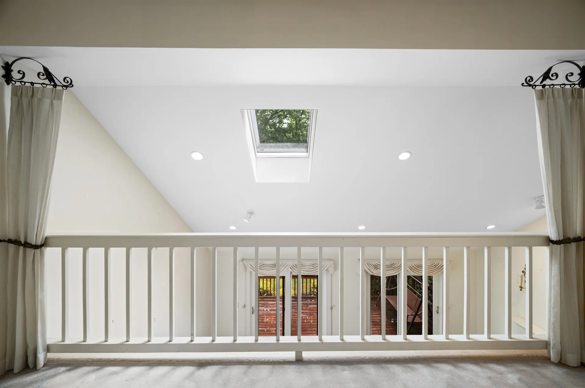 60 Peninsula Drive Stratham NH 03885