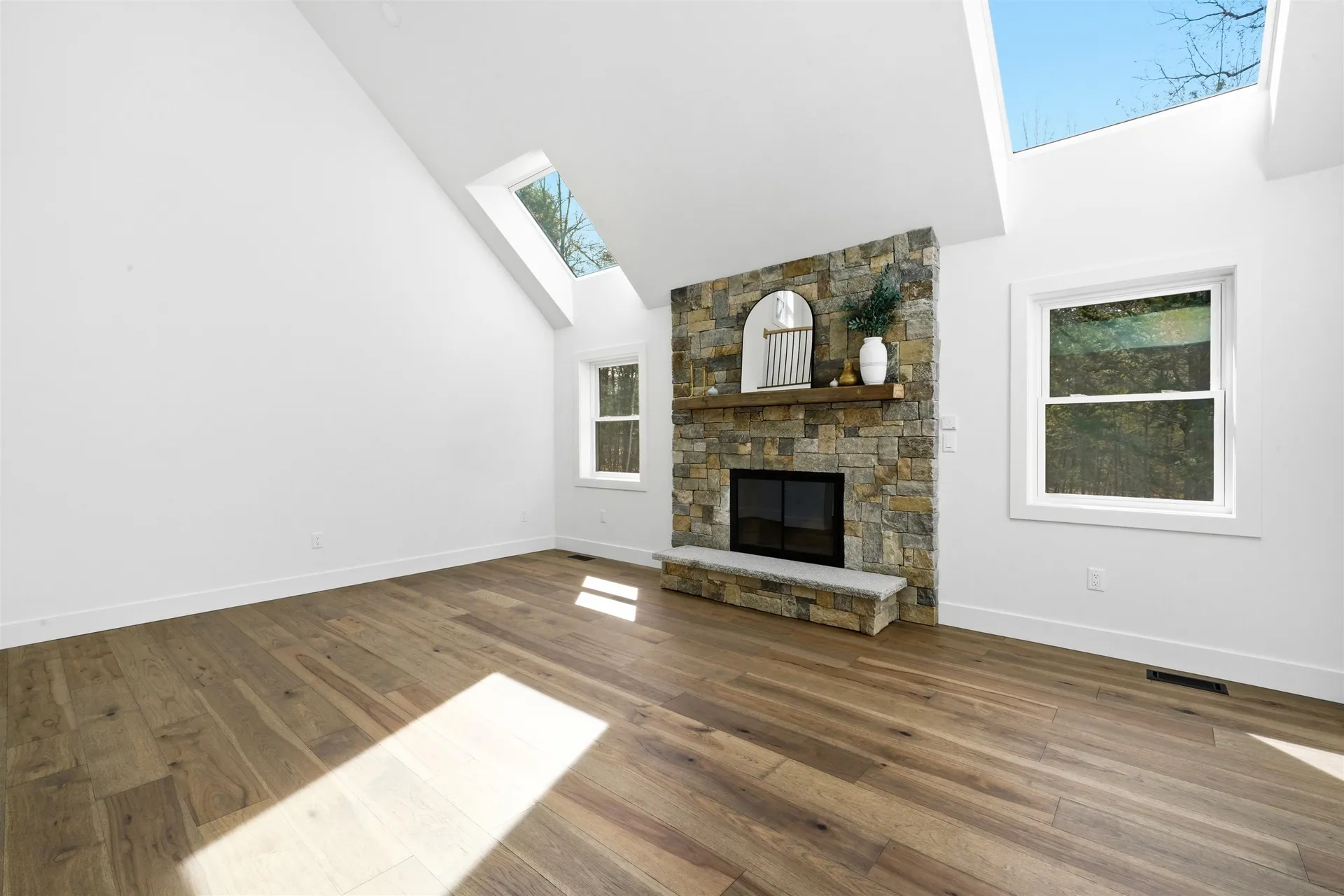 13 Sunridge Road Windham NH 03087