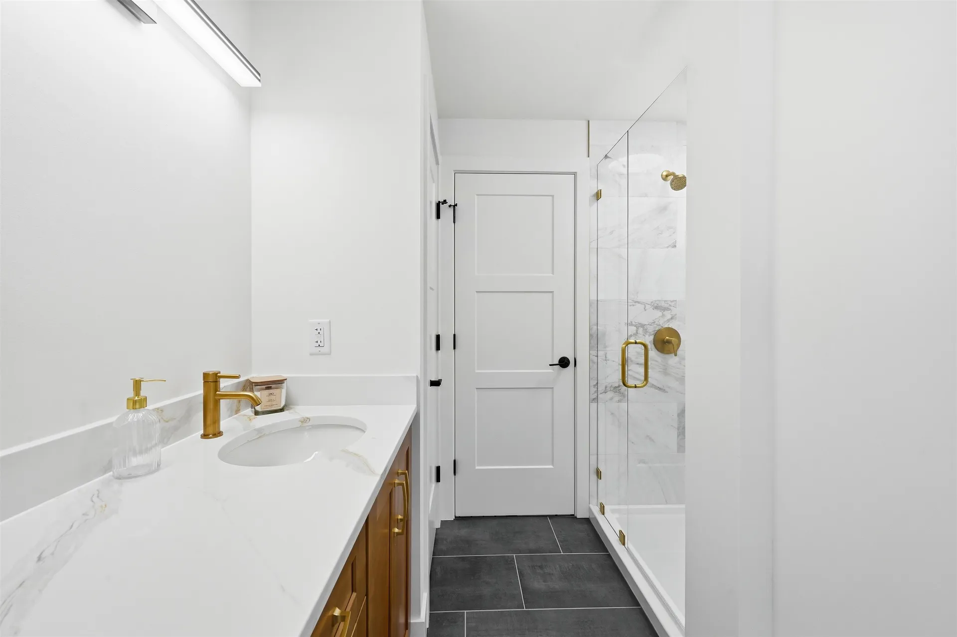 13 Sunridge Road Windham NH 03087
