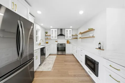 13 Sunridge Road Windham NH 03087