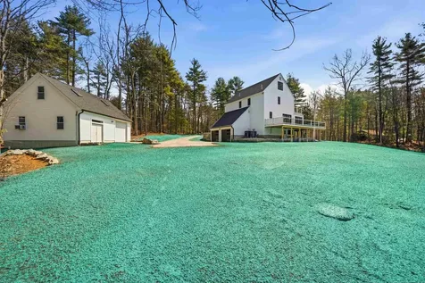 13 Sunridge Road Windham NH 03087
