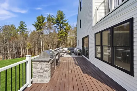 13 Sunridge Road Windham NH 03087