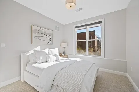 99 Foundry Place Portsmouth NH 03801