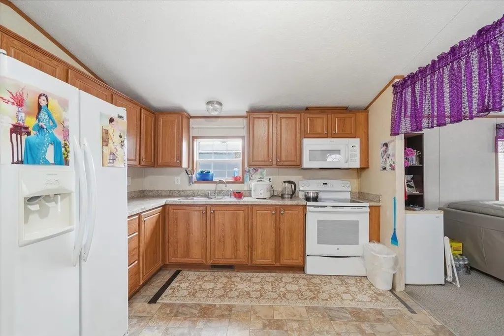 18 Avenue A Burlington VT 05408
