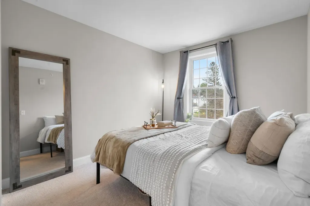 30 Brook Street Derry NH 03038