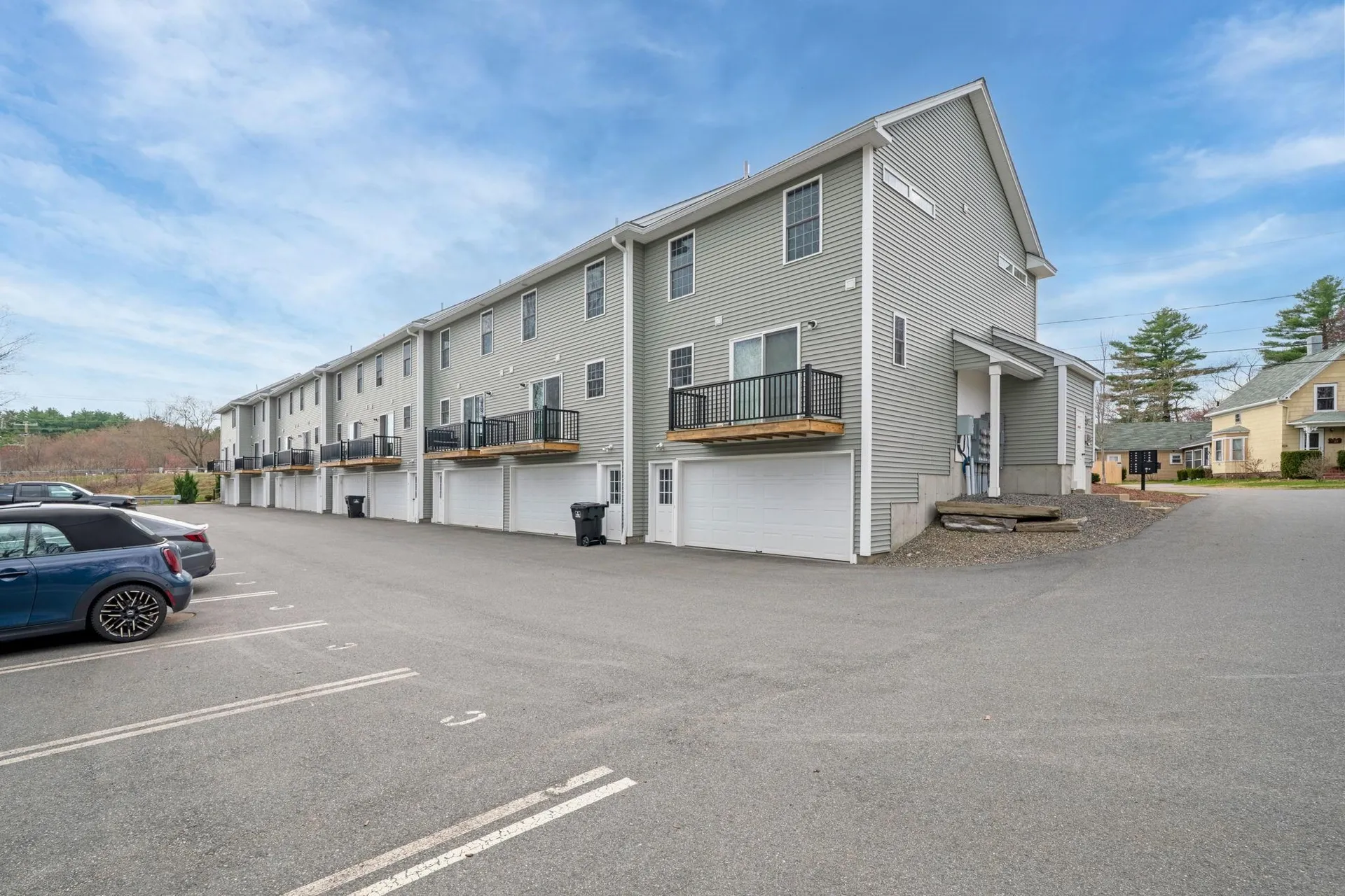 30 Brook Street Derry NH 03038