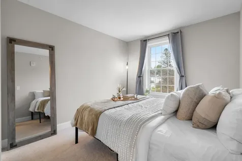 30 Brook Street Derry NH 03038