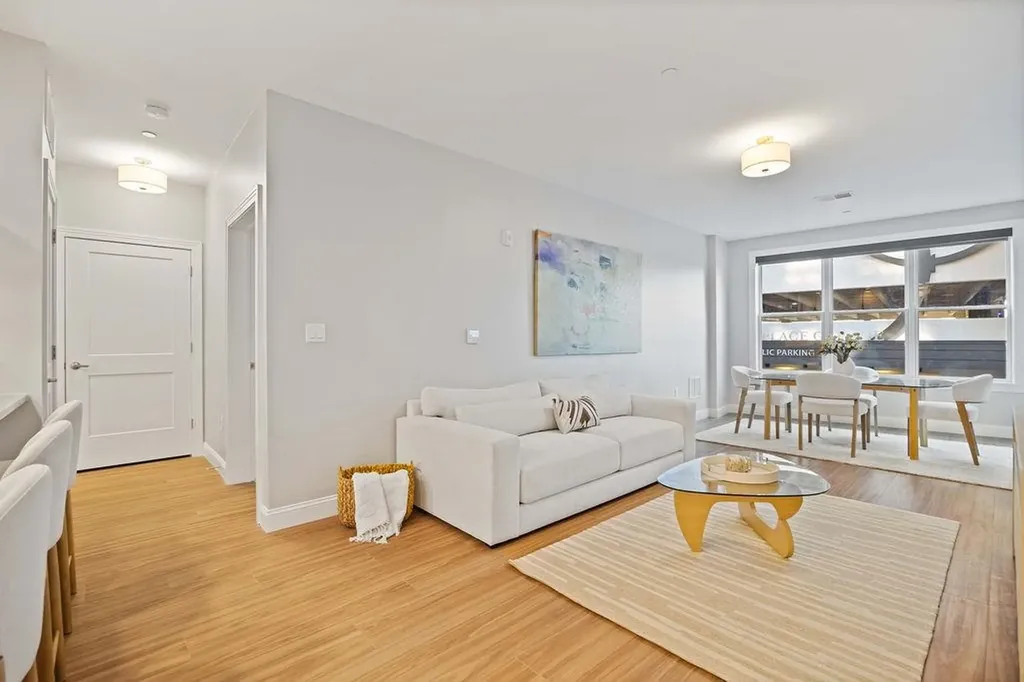 99 Foundry Place Portsmouth NH 03801