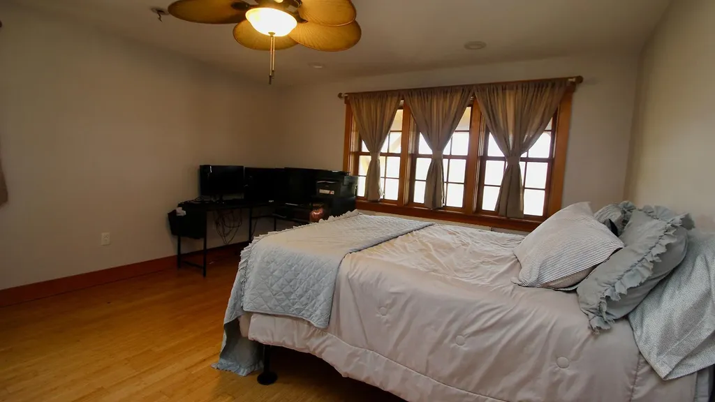 77 Paradise Lane Williamstown VT 05679